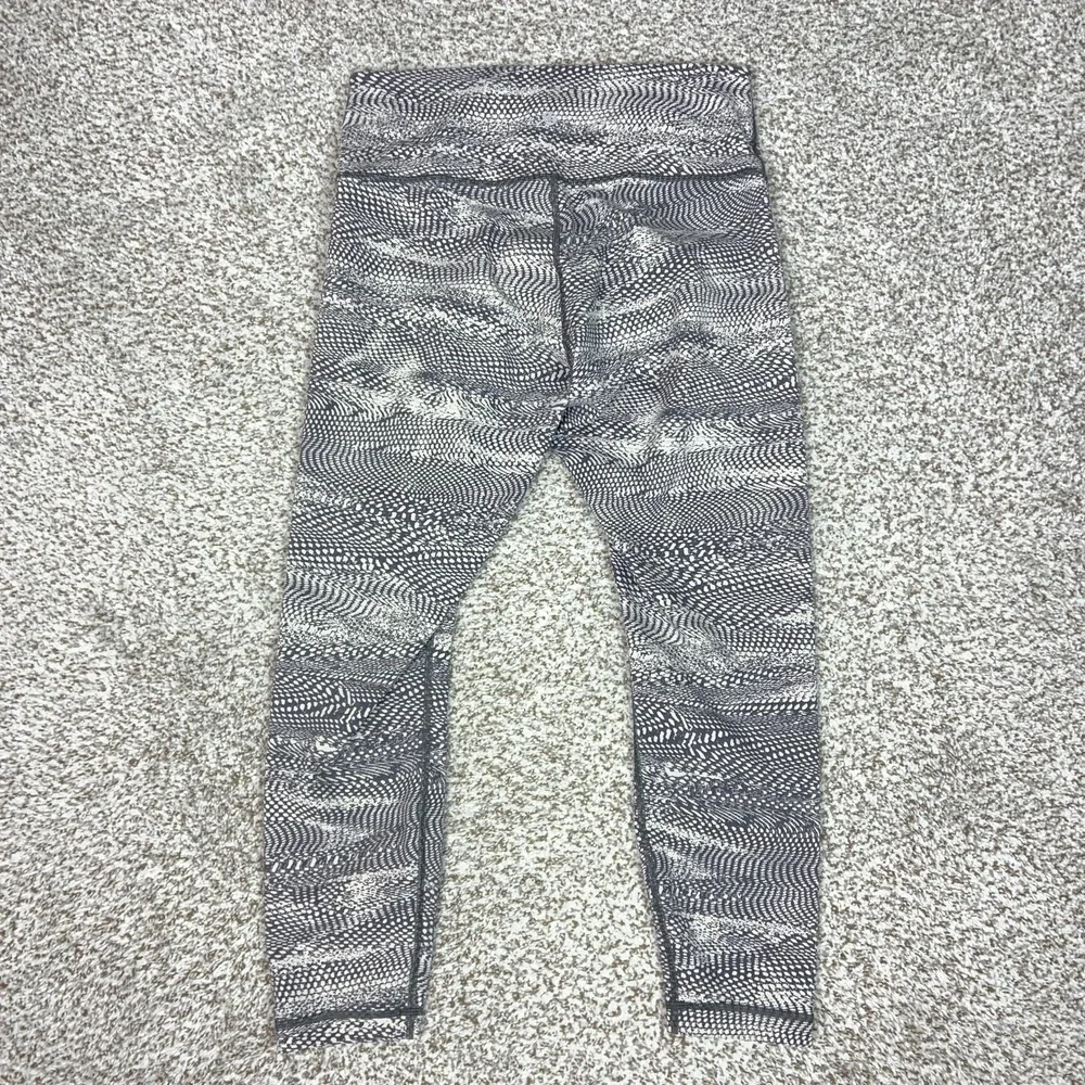 Lululemon Pants Womens 12 Gray High Rise Leggings Print Yoga Workout Gym Sports
